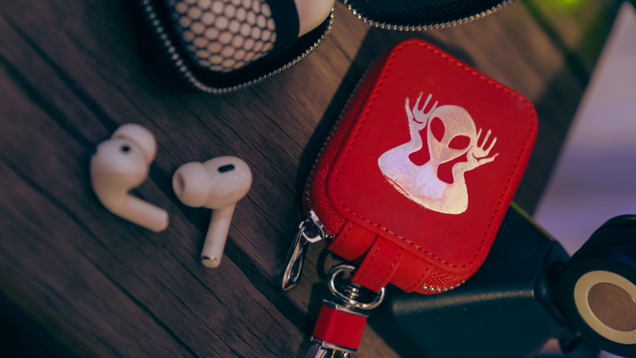 airpods-pro-case-topija
