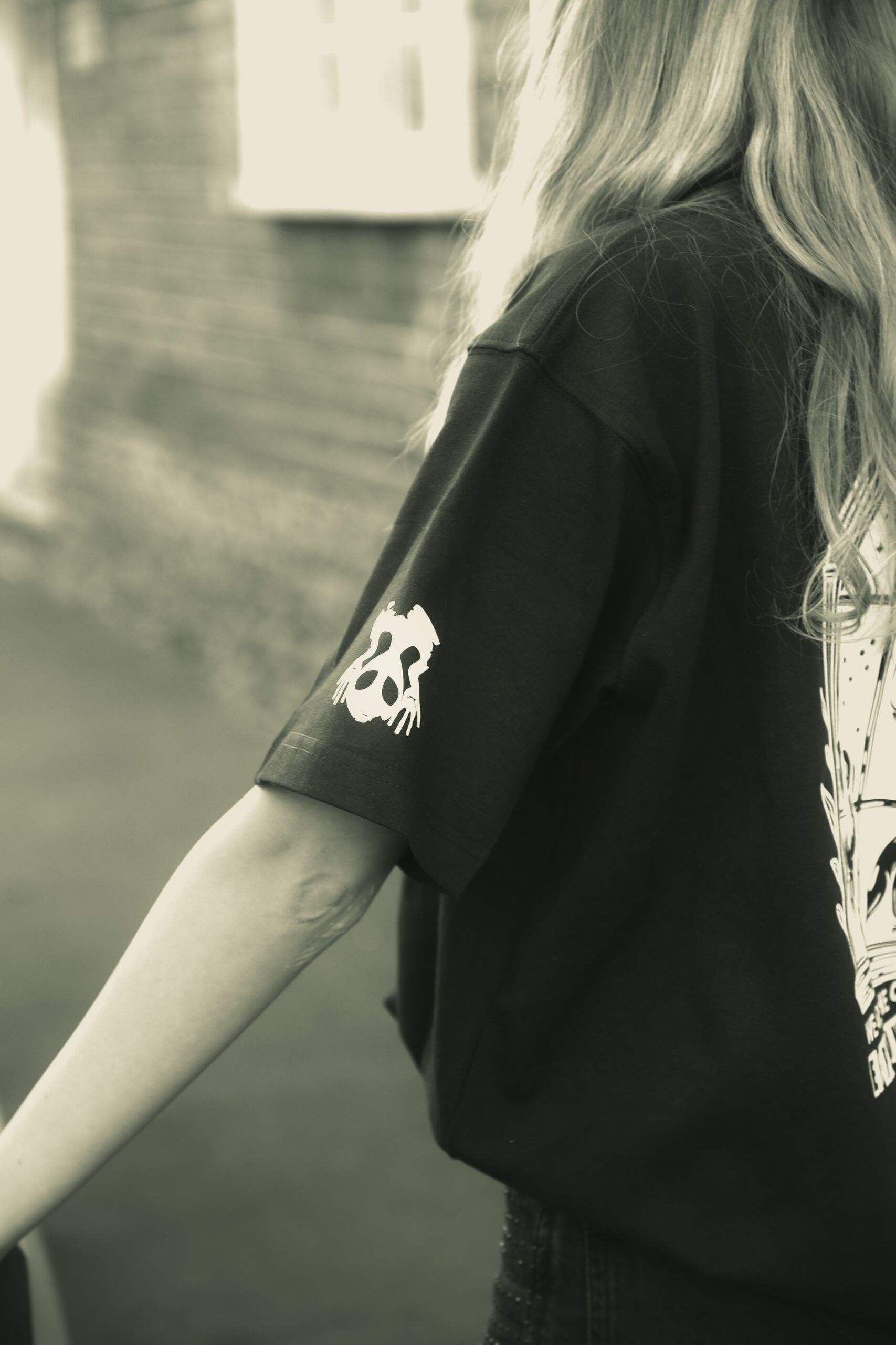 topija-t-shirt-the-experiment